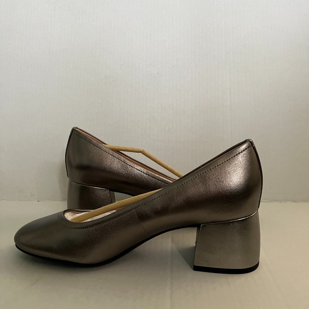 Vionic Pewter Carmel size 10 heels NIB